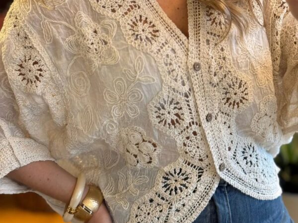 Kimonos Femininos: Tricot Colorido e Estilo Atemporal